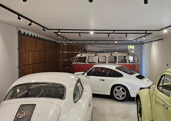 Curved Sliding Timber Garage Door 